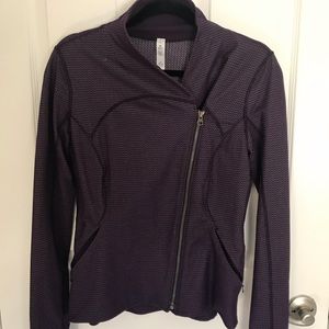 Lululemon BNWOT Purple side zip jacket